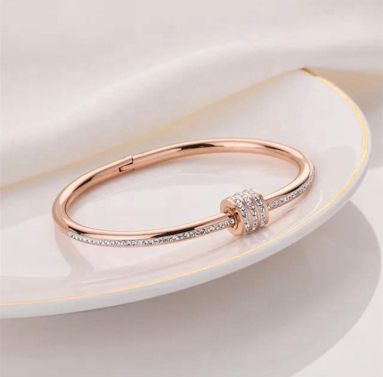 Rose Aura Diamond Bracelet