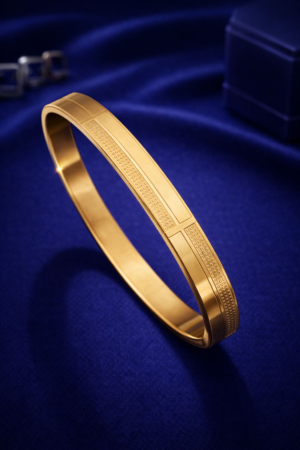 Golden Crest Classic Men's Kada Bracelet