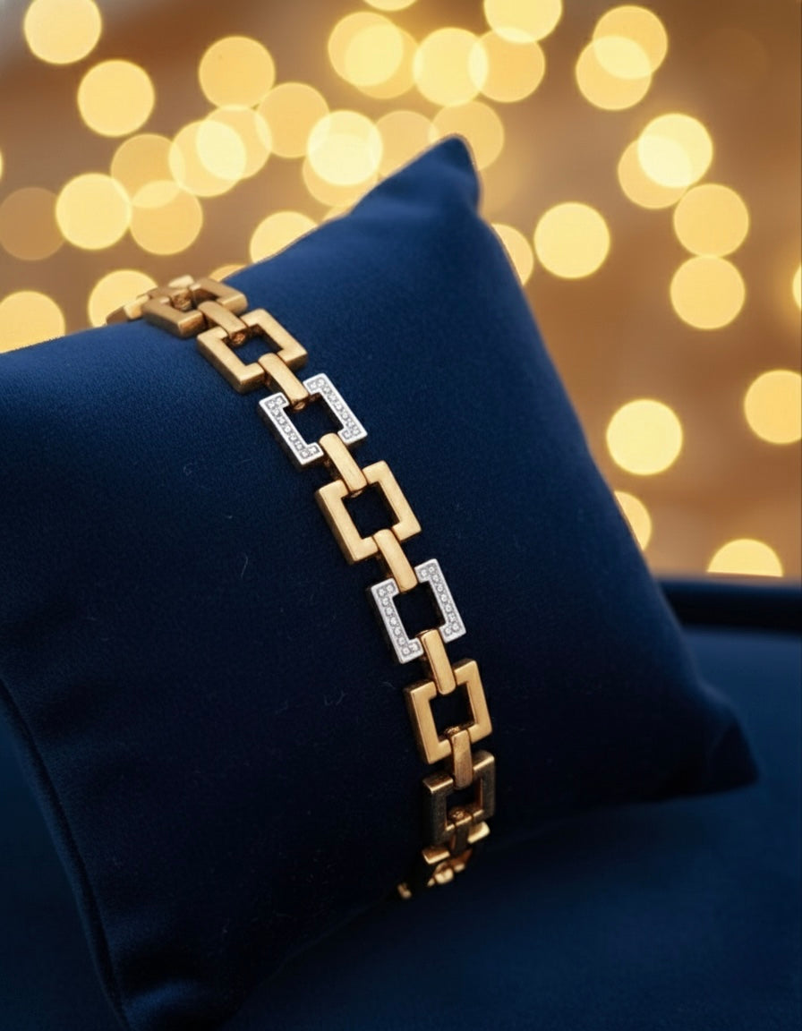 Regal Link Glow Men's Bracelet