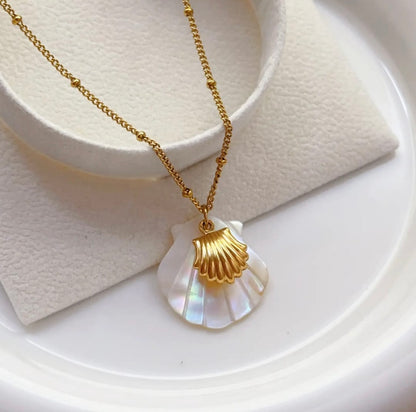 Golden Dusk Shell Pendant